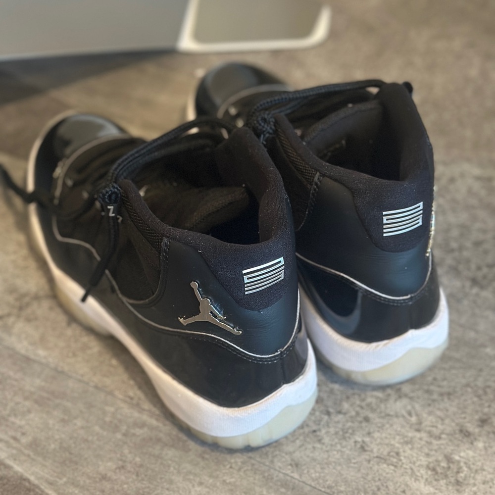Jordan Air 11 Retro Black and White Sneakers - Picture 2 of 6